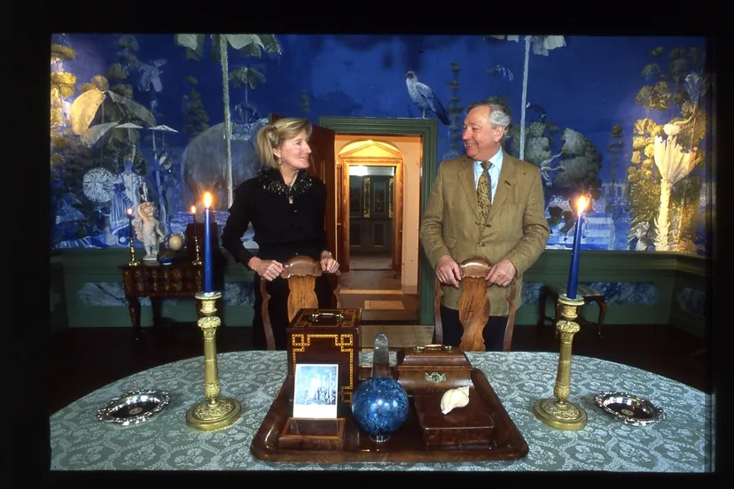 jos en janneke van groeningen in de blauwe kamer van het nijsinghhuis museum de buitenplaats