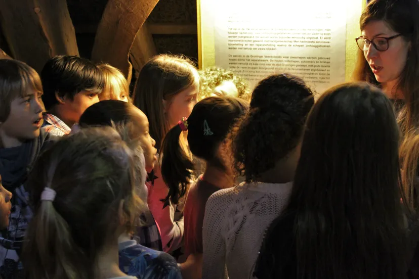 kinderactiviteit in noordelijk scheepvaartmuseum groot