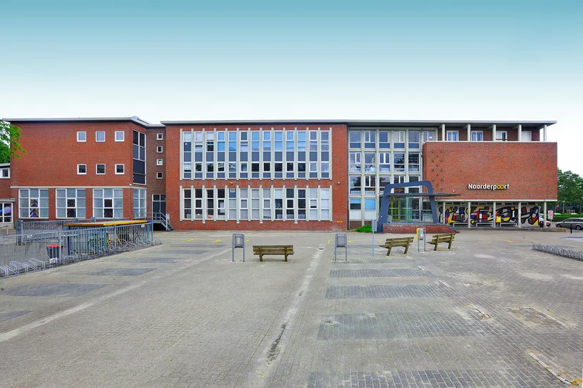 kunst multimedia schoolgebouw verzetsstrijderslaan2