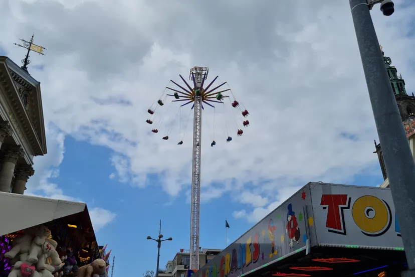 meikermis zweefmolen