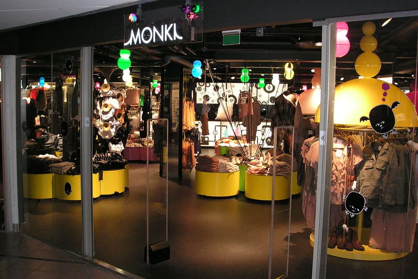 monki cc by 30 wikipedia commons xanor