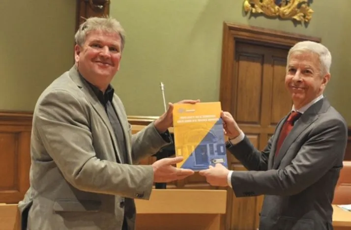 overhandiging profielschets commissaris van de koning provincie groningen