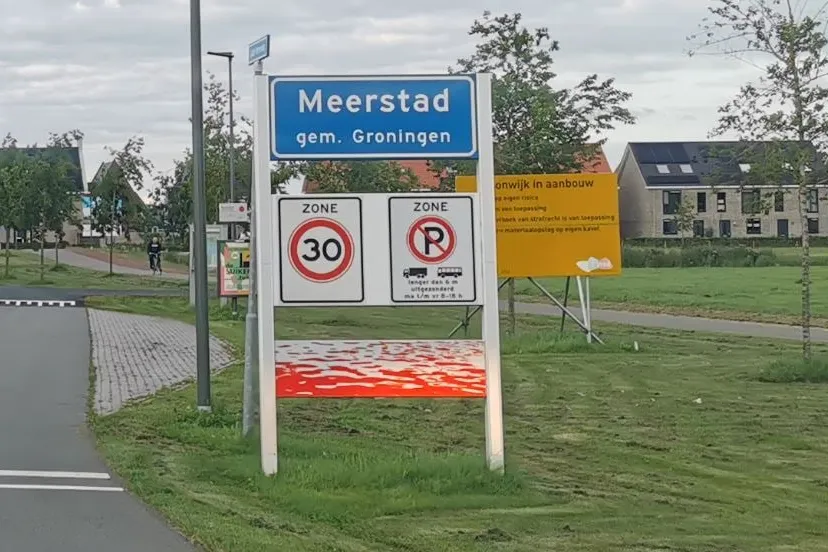 plaatsnamenbord meerstad