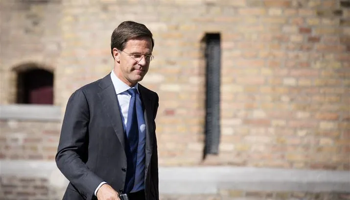rutte bezoekt aardbevingsgebied groningen 715x408