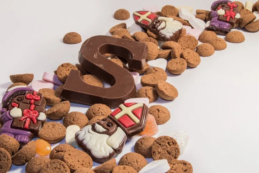 saint nicholas 2940508 1280 sinterklaas