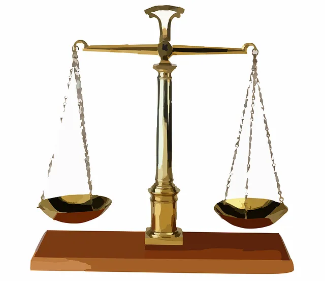 scales 295109 640 publiek domein