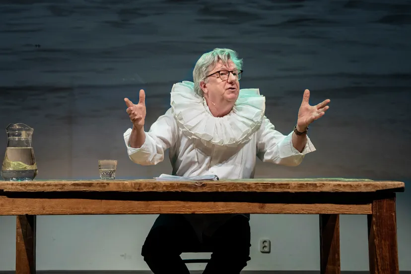 scenebeeld spinoza 1 fotograaf phile deprez1