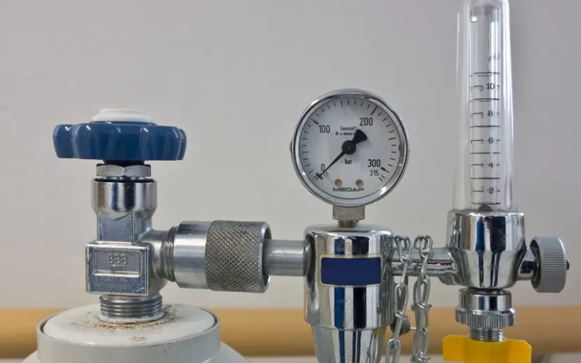 screenshot 20200328 143223 915x518 beademingsapparatuur pixabay michael schwarzenberger