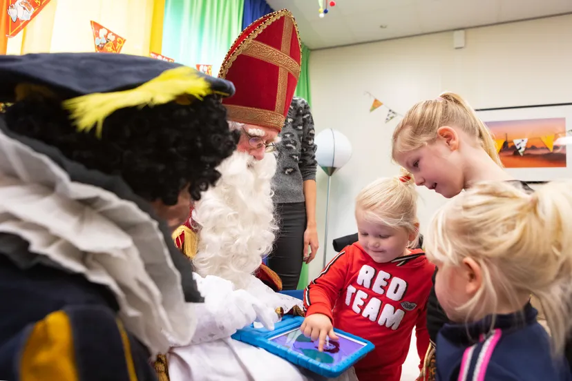 sinterklaas martini ziekenhuis brandwondencentrum 1