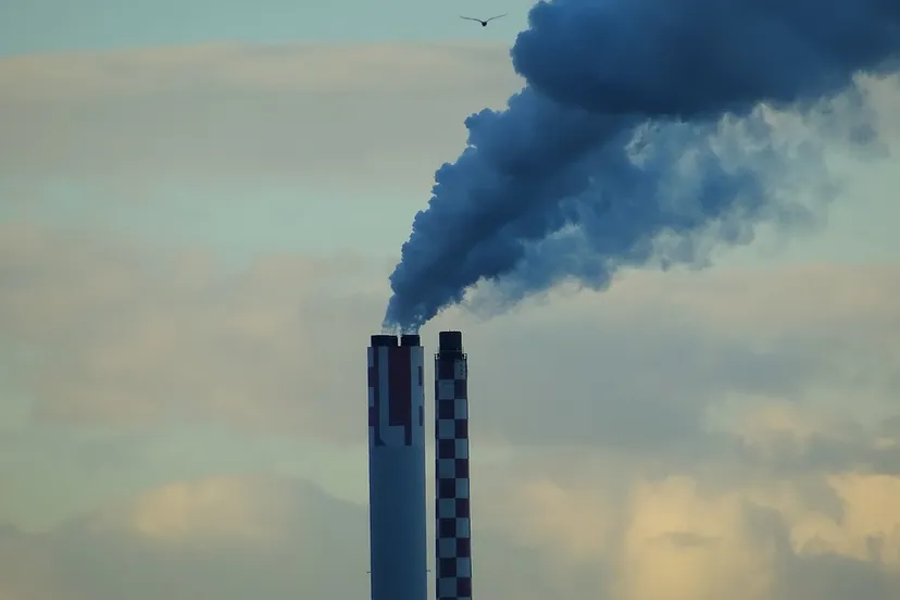 smoke 1192648 1280 co2 uitstoot klimaat uitlaatgassen