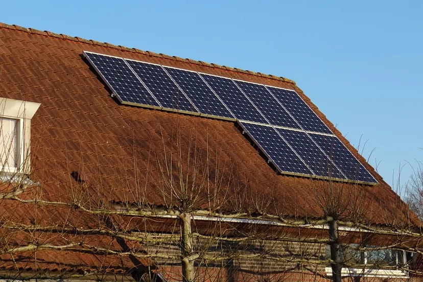 solar panels 671454 960 720 zonnepanelen op dak