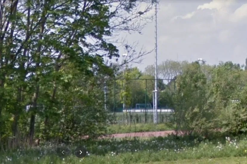 sportpark sportvelden lewenborg google maps