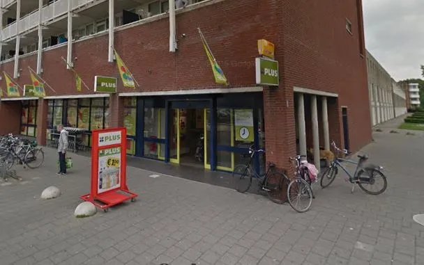 supermarkt plus oosterhamriklaan