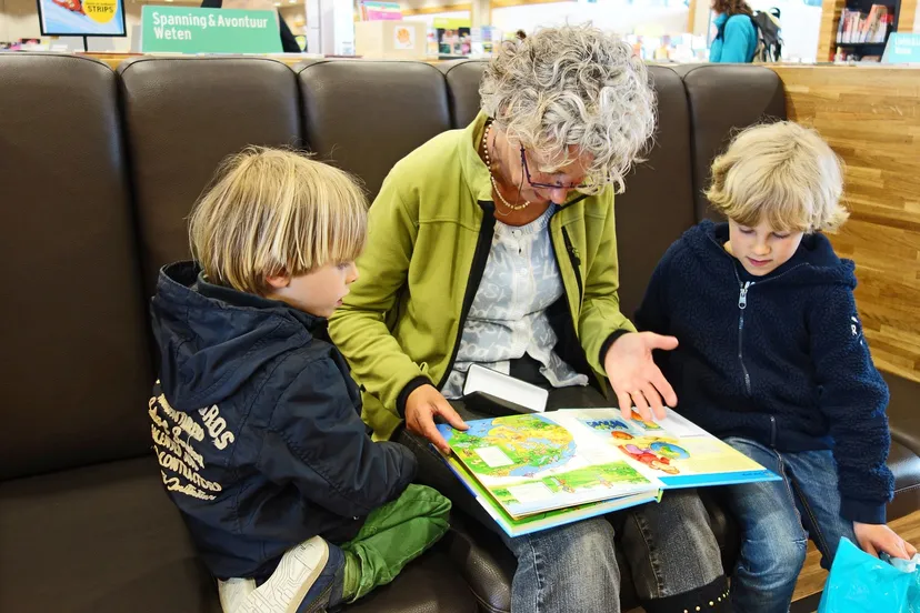 to read aloud g232a318aa 1920 kinderboekenweek voorlezen aline dassel via pixabay