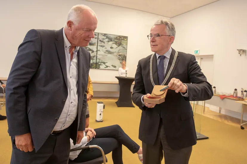 uitreiking erepenning 1 rob schuur