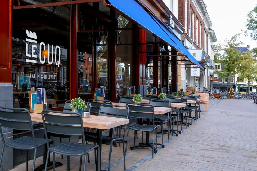 voorgevel schuin genomen met lage zonwering 11 lecuq e1541158049413