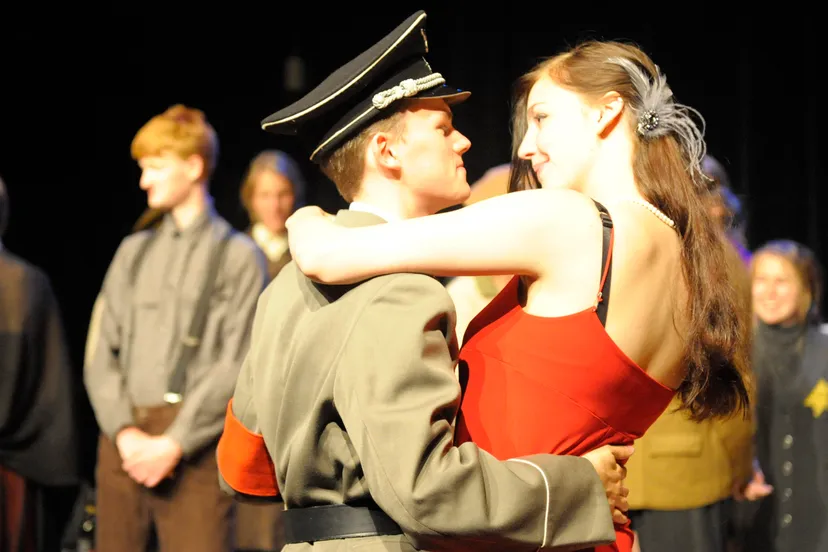 vrijdag persfoto ghetto voorstelling met korting1