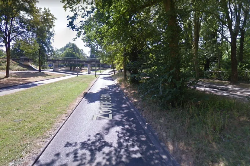 zonnelaan prinsesseweg onderdoorgang trein google maps