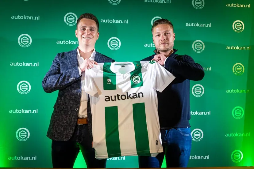 photo 5767390816917112661 y