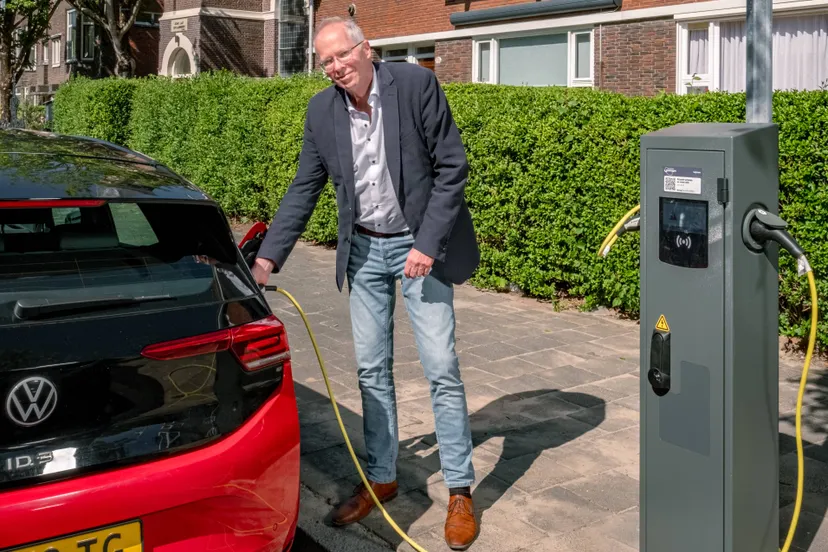 100e laadpaal592 1