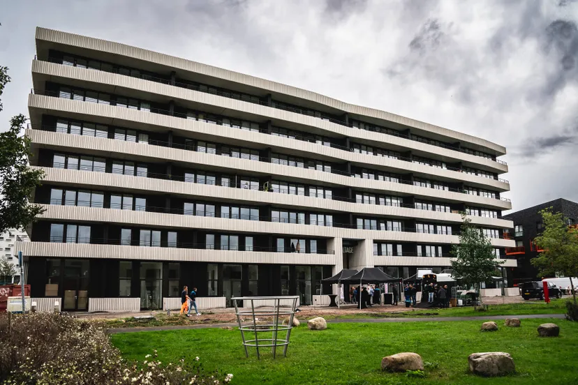 20250917 Gebouw Voltage