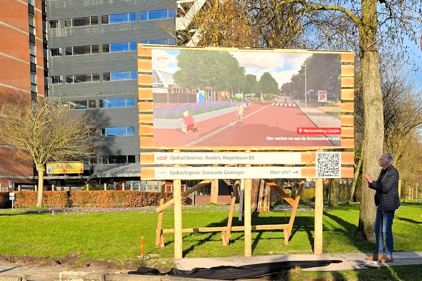 bouwbord onthult bewerkt