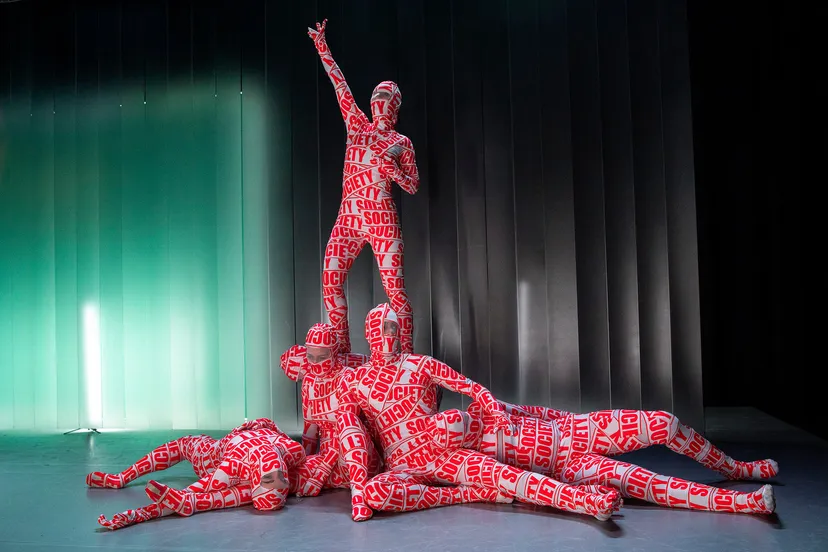 2 mid revolt maas theater en dans phile deprez