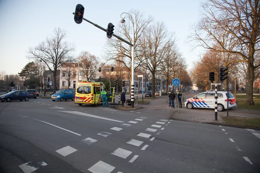 20170214 nieuwsfoto ongeluk paviljoenslaan 01