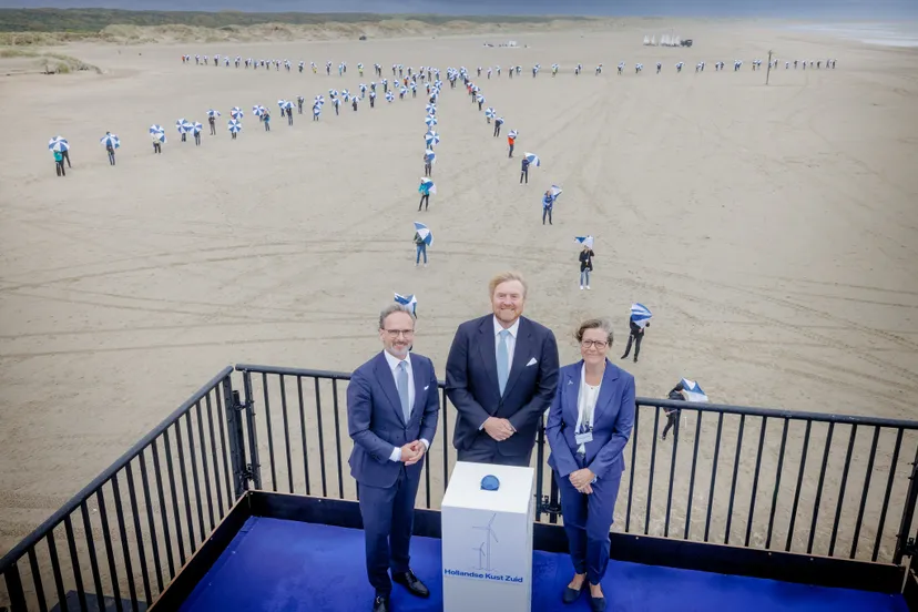 53221803749 f2f83d19ff k