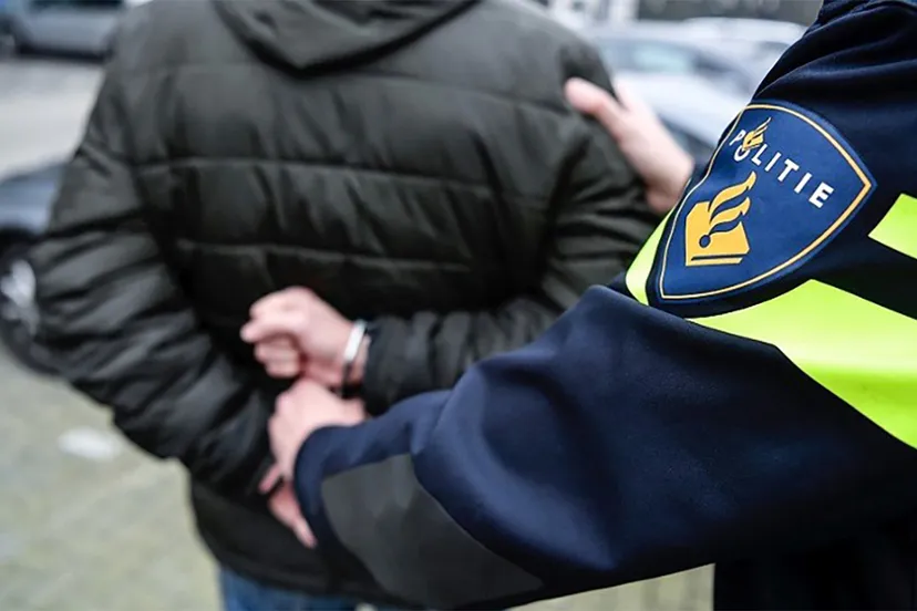 aanhouding boeien001