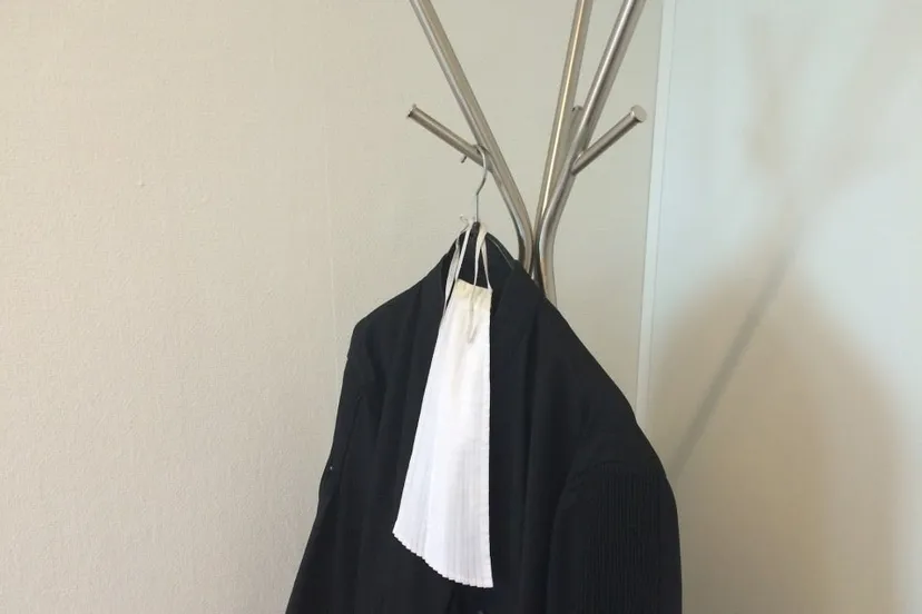 advocaat toga hq pixabay publiek domein 1024x768