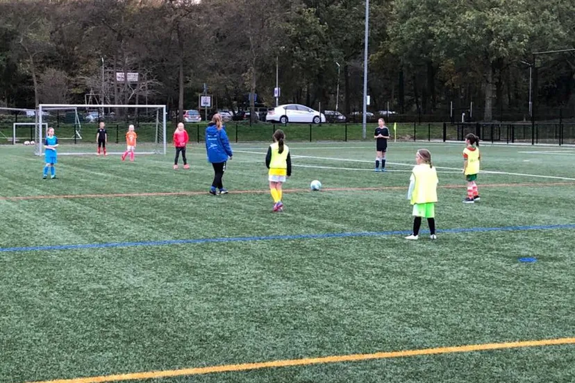 bianca op het voetbalveld