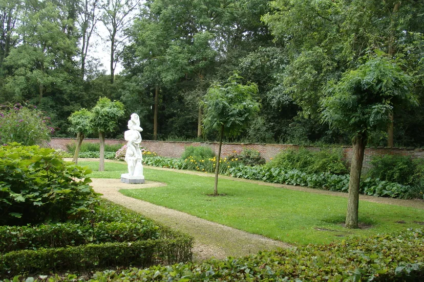 buitenplaats beeckestijn neobaroktuin nmrg15960 natuurmonumenten