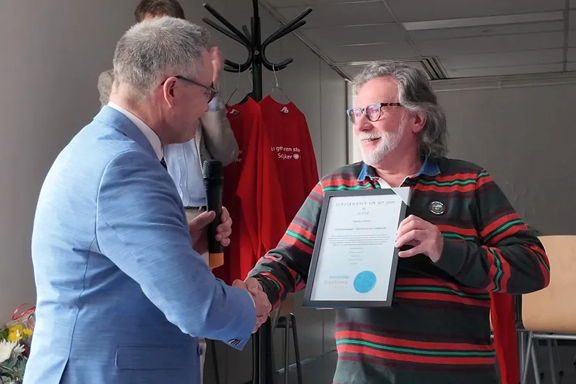 burgemeester wienen en gerard zwier foto john van der wal 023tvonline