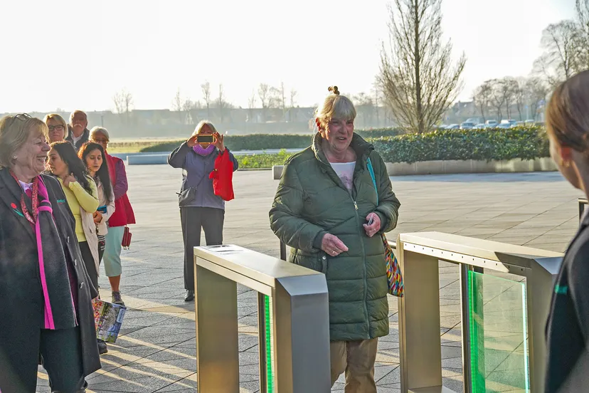 eerste bezoekers in keukenhof