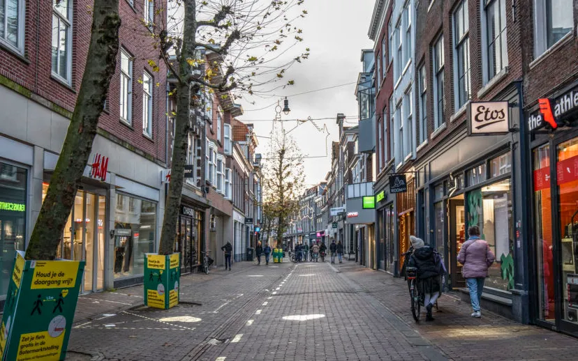 grote houtstraat h m 915x518 1