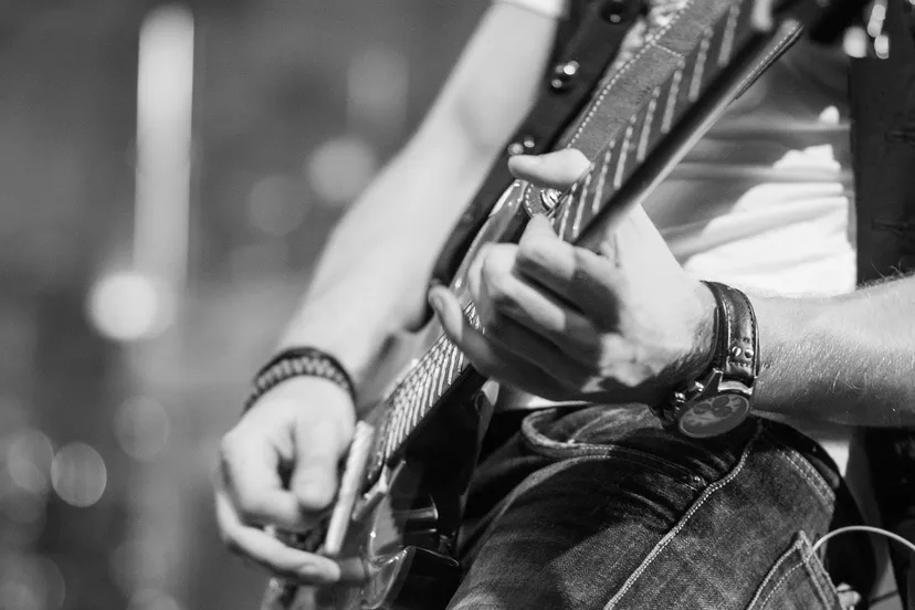 guitar 2089802 1920 kopieren