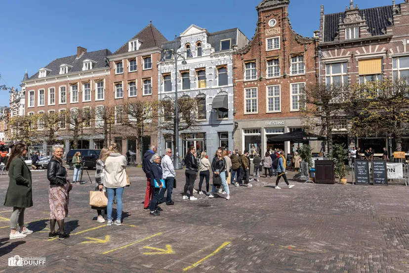 in de rij voor brinkman