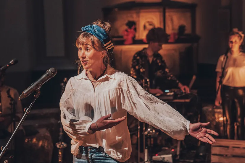 maria maria maria photo isabelle renate la poutreu 33