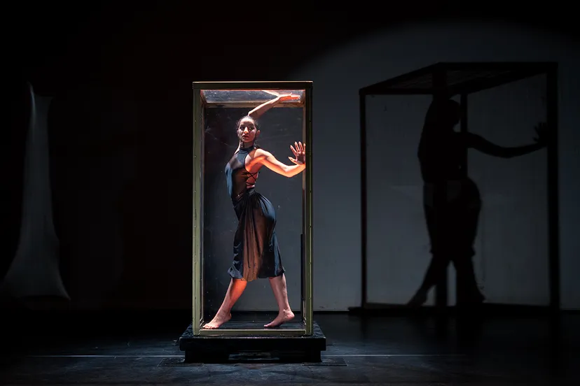 nadia foto door yu check tsang