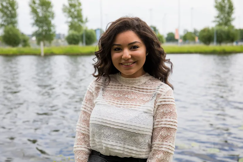 nova uitblinker 2017 merna elgohary