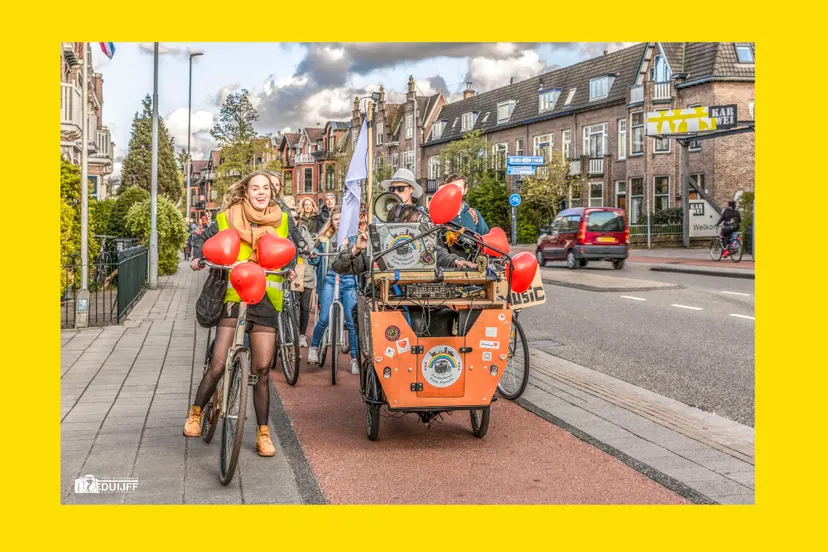 openingswagen music b