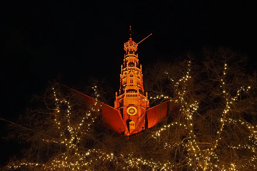 orange the world foto st bavo toren haarlem