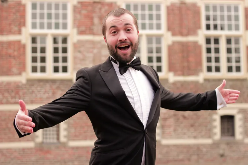 publiciteitsfoto arias aan de deur eigen foto