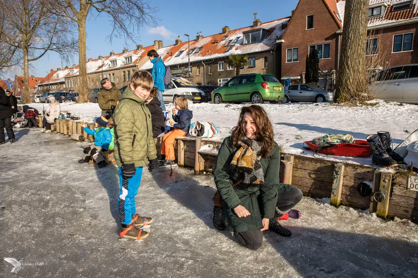 schaatsen lorentzkade uitgelicht