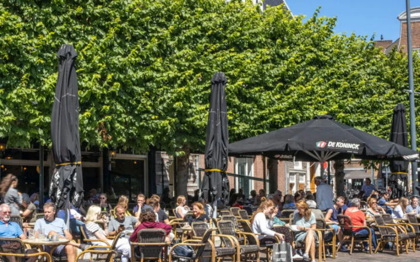 terras gr markt brinkman 915x518 1 915x518 1