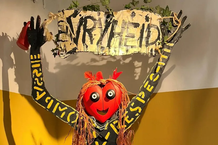 vrijheidsbeeld van ap esenbrink foto abc architectuurmuseum