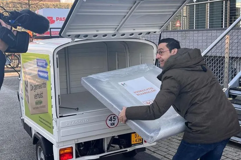 2022 03 02 fouad verhuist de eerste spullen resized