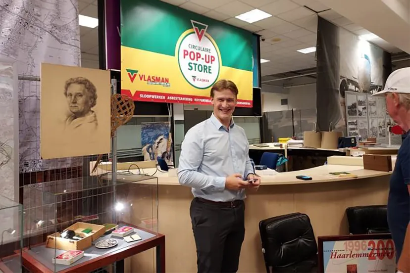 2022 08 10 popupstore jan 1