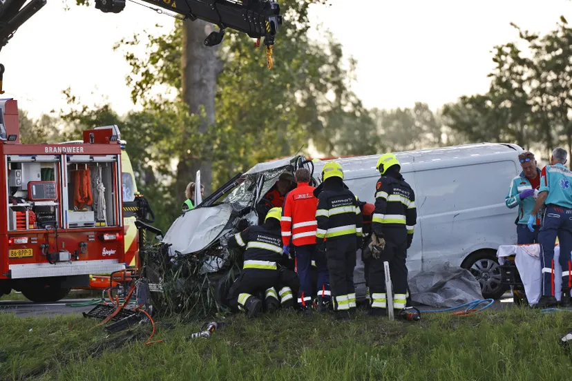 20220612062861 copy 1680x1120